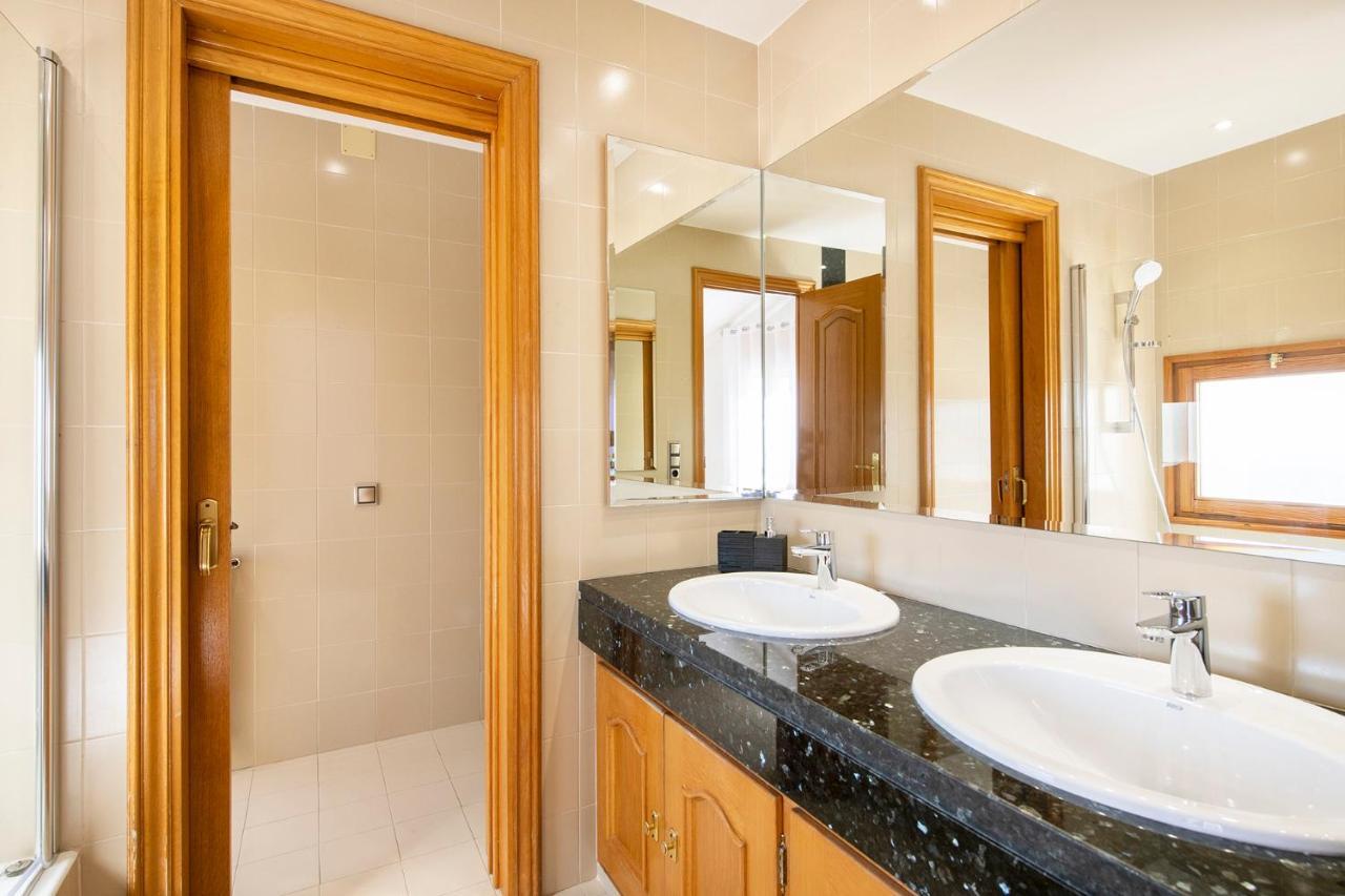Villa Casa Mirestany- Wonderful House With Amazing Views Banyoles Exterior foto